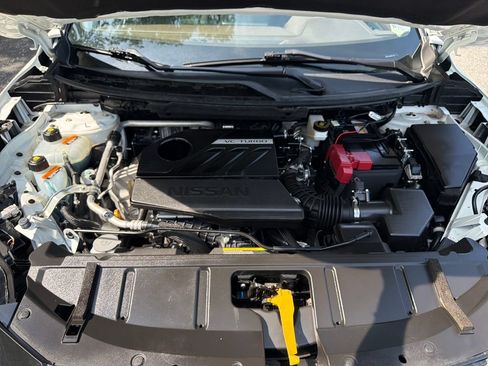 Used 2023 Nissan Rogue SL FWD image 41