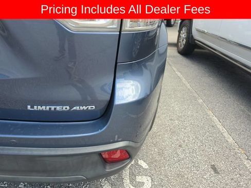 Used 2015 Toyota Highlander Limited AWD/4WD image 3