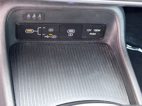 Used 2026 Hyundai Kona SE FWD image 32