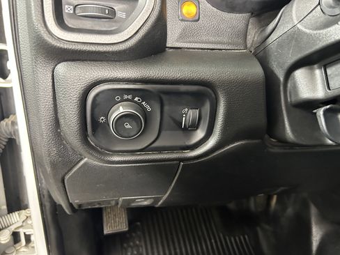 Used 2021 RAM 2500 Tradesman w/ Snow Chief Group AWD/4WD image 17
