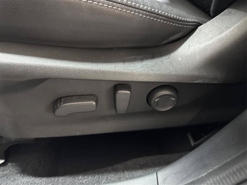 Used 2023 Subaru Forester Premium AWD/4WD image 19
