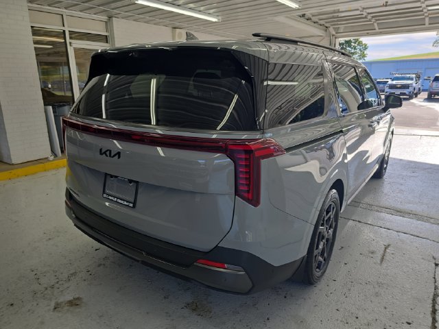 Used 2026 Kia Carnival SX Prestige FWD image 5