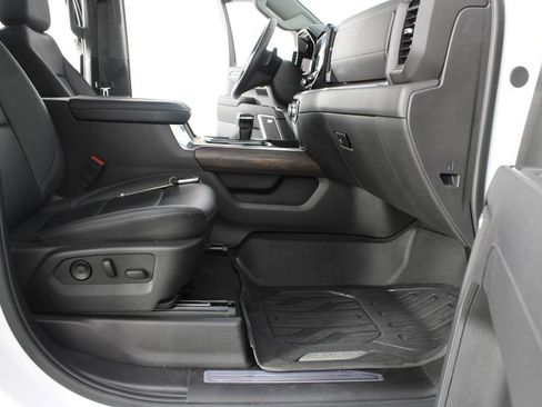 Used 2025 GMC Sierra 1500 SLT w/ SLT Premium Plus Package AWD/4WD image 23