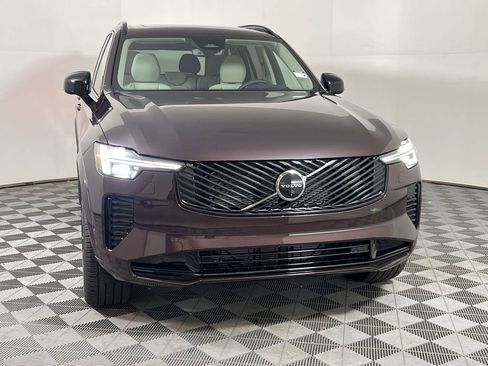 New 2026 Volvo XC90 B6 Ultra w/ Protection Package image 3