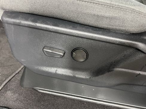 Used 2024 Ford F150 XLT image 16