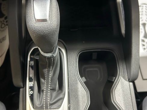 Used 2024 Nissan Frontier SV w/ Technology Package image 29