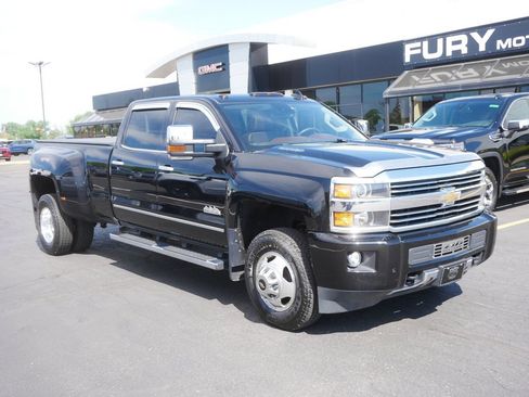 Used 2016 Chevrolet Silverado 3500 High Country w/ Duramax Plus Package AWD/4WD image 7