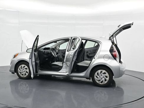 Used 2016 Toyota Prius C One FWD image 42