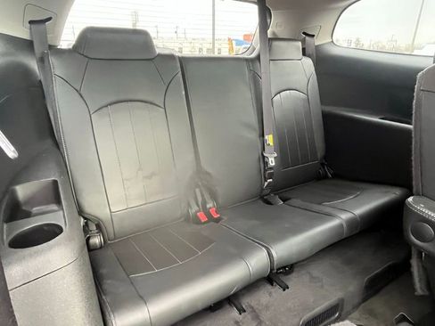 Used 2015 Buick Enclave Leather FWD image 26