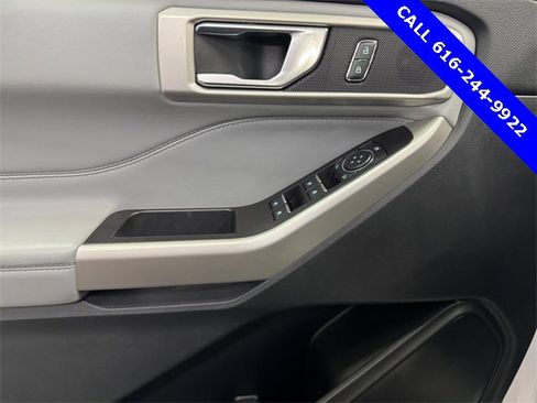 Used 2022 Ford Explorer XLT w/ Equipment Group 202A image 25