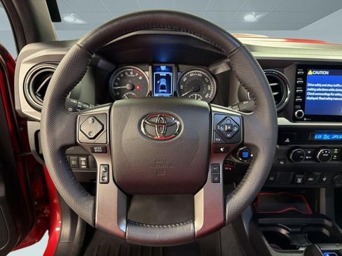 Used 2021 Toyota Tacoma TRD Sport RWD image 11