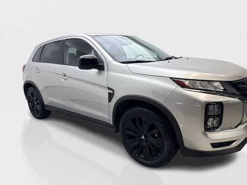 Used 2021 Mitsubishi Outlander Sport Black Edition FWD image 12