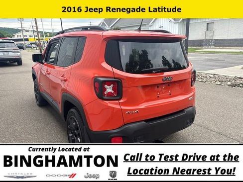 Used 2016 Jeep Renegade Latitude AWD/4WD image 4
