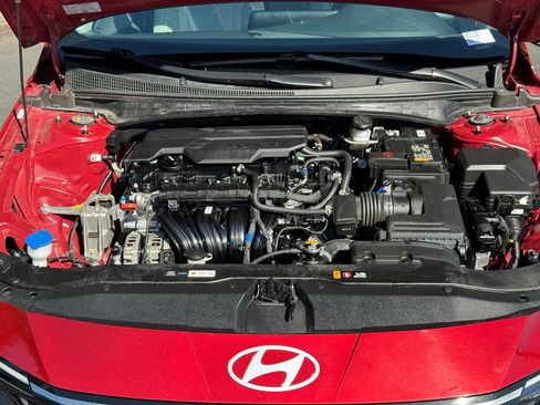 Used 2024 Hyundai Elantra Limited FWD image 38