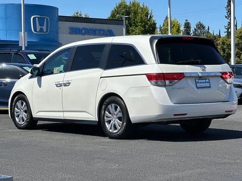 Used 2017 Honda Odyssey EX-L image 3