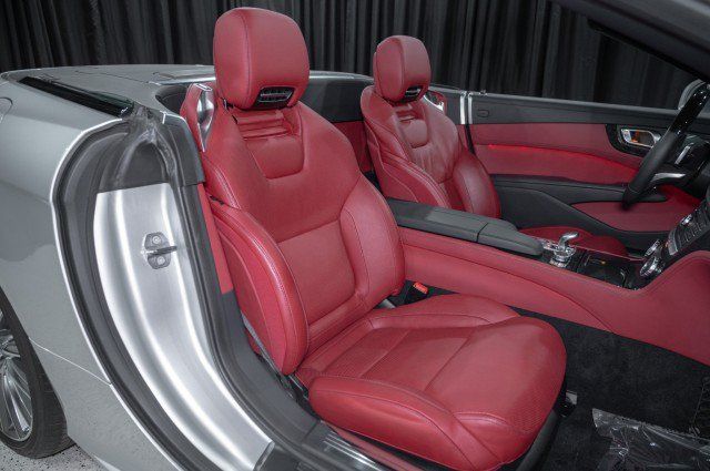 Used 2019 Mercedes-Benz SL 550 image 13
