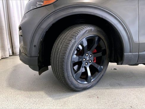 Used 2020 Ford Explorer ST w/ ST Street Pack image 20