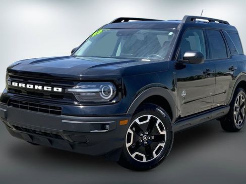 Used 2023 Ford Bronco Sport Outer Banks AWD/4WD image 2