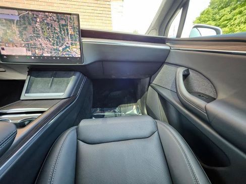 Used 2023 Tesla Model X AWD/4WD image 56