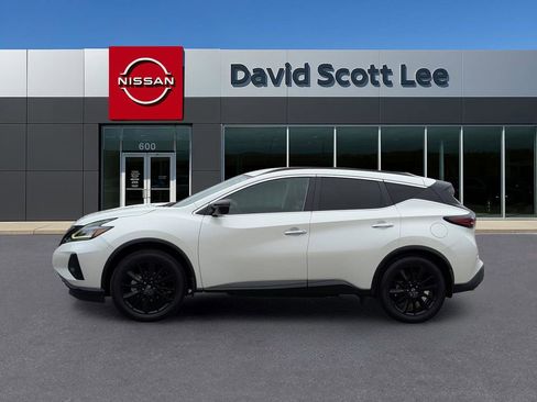 Used 2023 Nissan Murano SV w/ SV Midnight Edition Package image 8