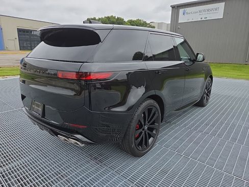 Used 2025 Land Rover Range Rover Sport Dynamic SE AWD/4WD image 5