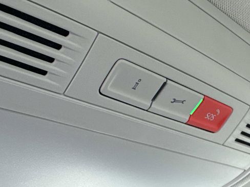 New 2026 Volkswagen Taos S image 27