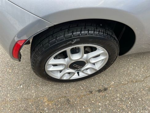 Used 2015 FIAT 500 Pop FWD image 10