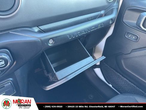 Used 2022 Jeep Wrangler Unlimited Sport AWD/4WD image 19