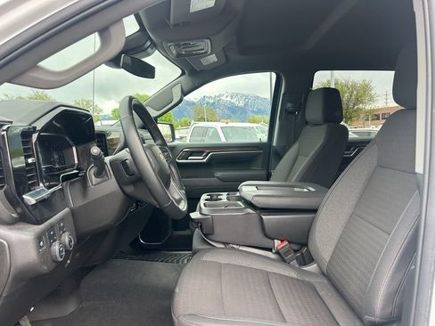 Used 2025 Chevrolet Silverado 1500 LT w/ Work Truck Package AWD/4WD image 27