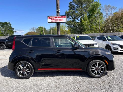 Used 2021 Kia Soul GT-Line image 3