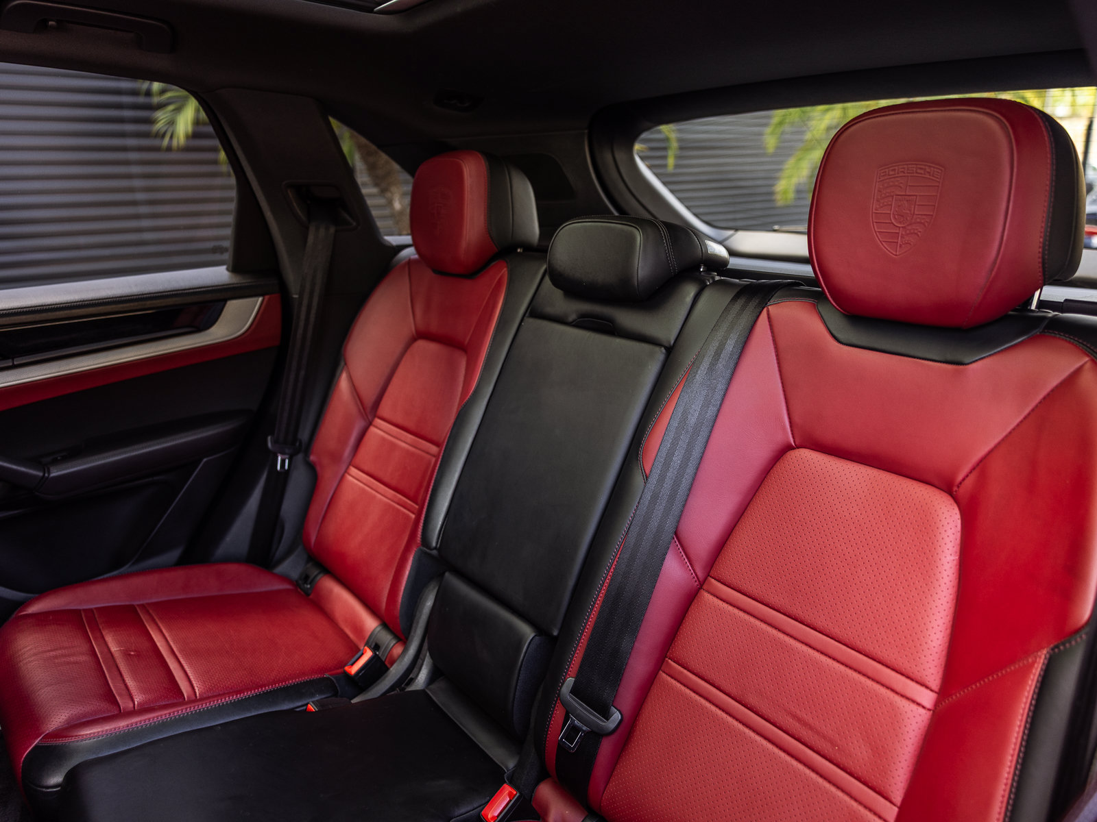 Certified 2024 Porsche Cayenne S AWD/4WD image 15