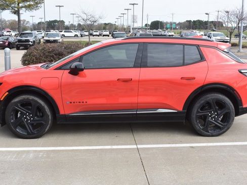 Used 2025 Chevrolet Equinox EV RS w/ Active Safety Package 3 image 6