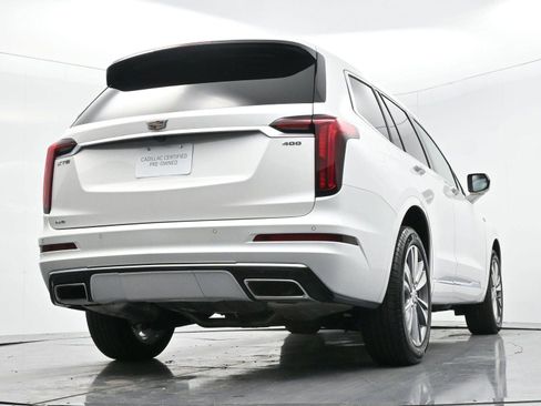 Used 2025 Cadillac XT6 Premium Luxury image 55