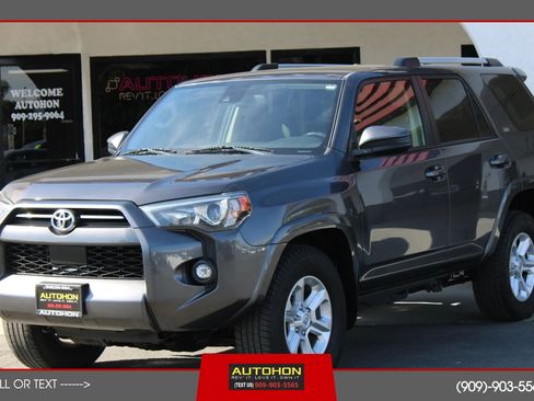 Used 2021 Toyota 4Runner SR5 RWD image 1