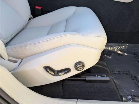 Used 2025 Volvo XC60 T8 Plus w/ Protection Package Premier image 26