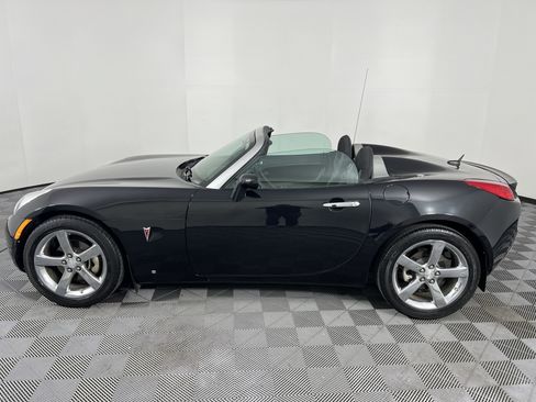 Used 2008 Pontiac Solstice Convertible w/ Preferred Package RWD image 12