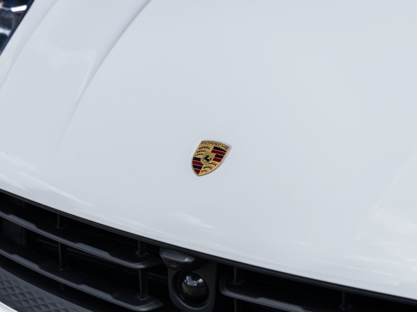 Certified 2023 Porsche Macan AWD/4WD image 18