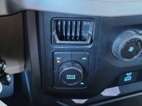 Used 2023 Ford F150 XLT image 26