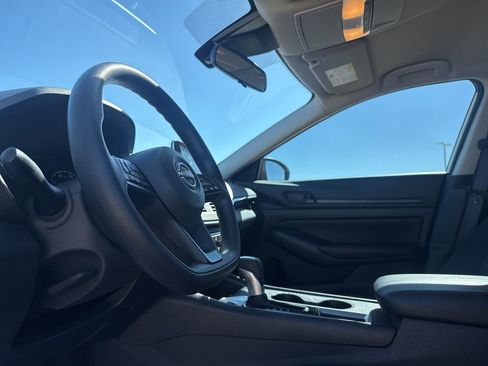 Certified 2025 Nissan Altima 2.5 S image 36