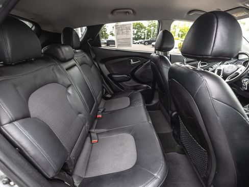Used 2011 Hyundai Tucson GLS FWD image 30