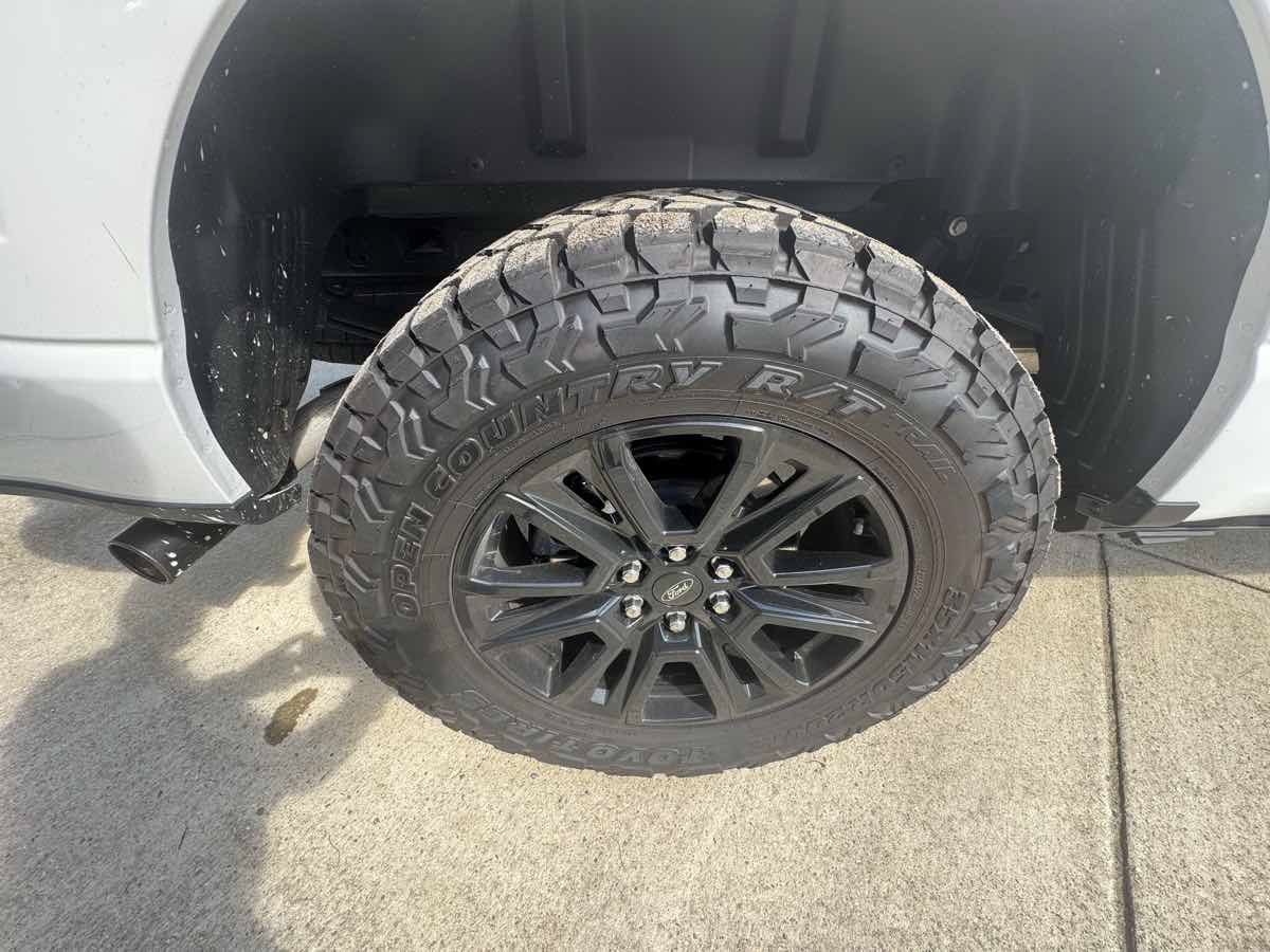 Used 2024 Ford F150 Platinum w/ FX4 Off-Road Package AWD/4WD image 35