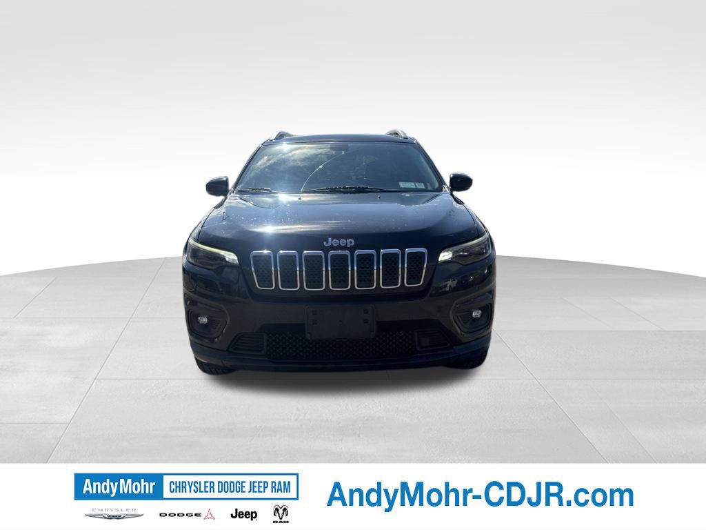 Used 2019 Jeep Cherokee Latitude Plus w/ Cold Weather Group AWD/4WD image 2