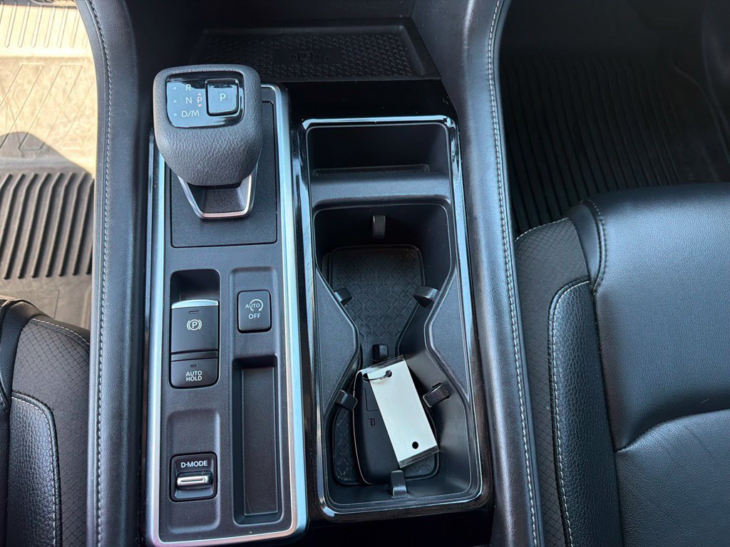 Used 2023 Nissan Pathfinder SL w/ SL Premium Package FWD image 35