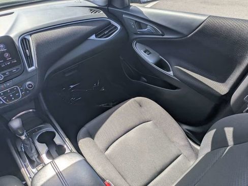Used 2024 Chevrolet Malibu LT image 16
