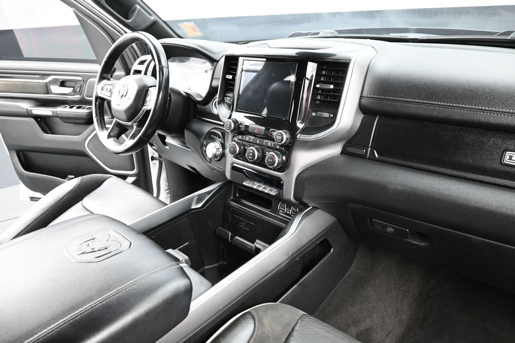 Used 2021 RAM 1500 Laramie AWD/4WD image 34