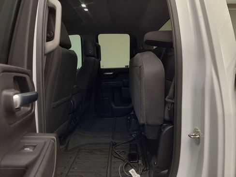 Used 2024 GMC Sierra 2500 Pro w/ Convenience Package image 18