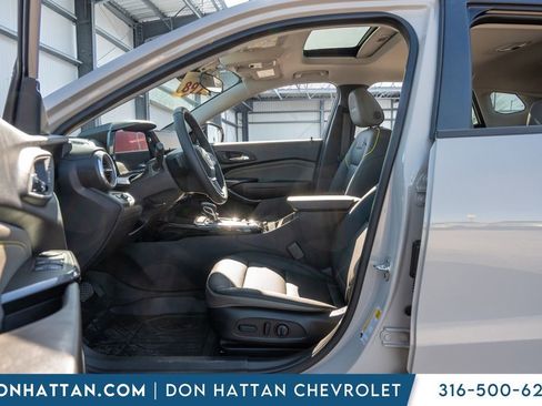 New 2026 Chevrolet Trax ACTIV w/ Sunroof Package image 5