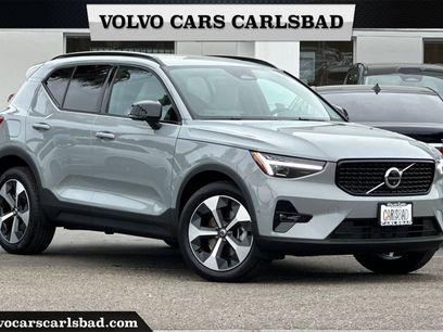 New 2026 Volvo XC40 B5 Plus w/ Protection Package Premier