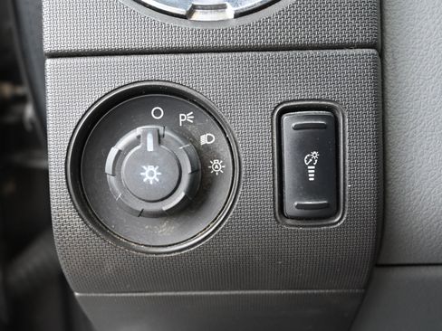 Used 2011 Ford F250 XLT w/ Chrome Pkg RWD image 12