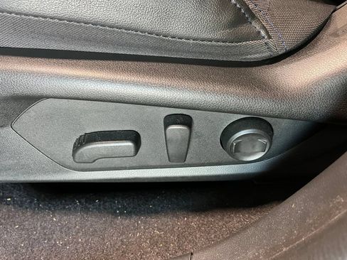 Used 2025 Subaru Forester Premium w/ Convenience Package #1 AWD/4WD image 18